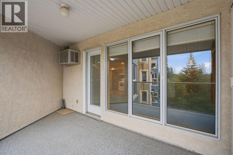 306, 7239 Sierra Morena Boulevard SW, Calgary, Alberta, T3H3L7