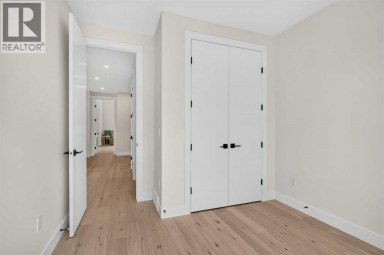 2421 32 Street SW Calgary Alberta photo 27