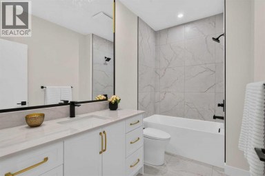2421 32 Street SW Calgary Alberta photo 36