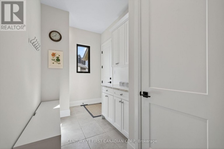 1704 UPPER WEST AVENUE, London South (South B), Ontario, N6K0K6