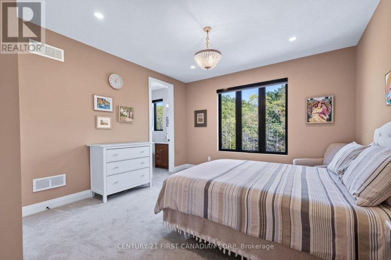 1704 UPPER WEST AVENUE, London South (South B), Ontario, N6K0K6