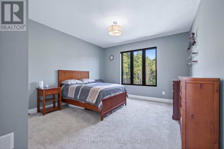 1704 UPPER WEST AVENUE, London South (South B), Ontario, N6K0K6