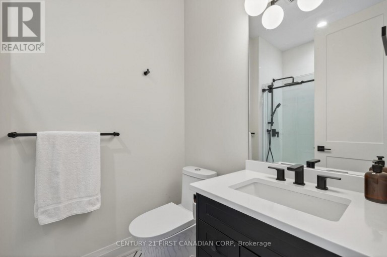 1704 UPPER WEST AVENUE, London South (South B), Ontario, N6K0K6