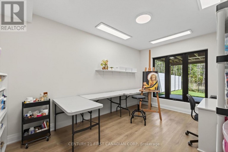 1704 UPPER WEST AVENUE, London South (South B), Ontario, N6K0K6