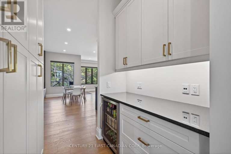 1704 UPPER WEST AVENUE, London South (South B), Ontario, N6K0K6