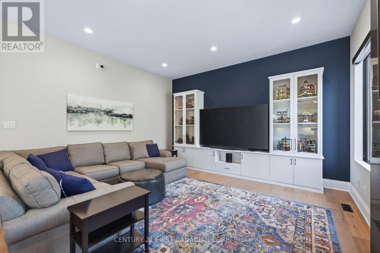 1704 UPPER WEST AVENUE, London South (South B), Ontario, N6K0K6