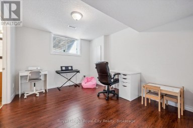 6 - 361 ARKELL ROAD Guelph (Pineridge/Westminster Woods) Ontario photo 25