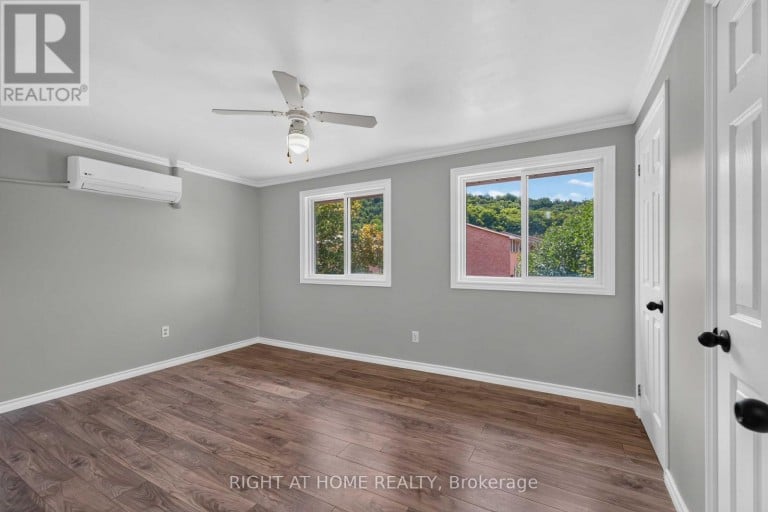 3 - 66 SUMMERCREST DRIVE, Hamilton (Gershome), Ontario, L8K6M6
