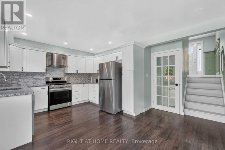 3 - 66 SUMMERCREST DRIVE, Hamilton (Gershome), Ontario, L8K6M6