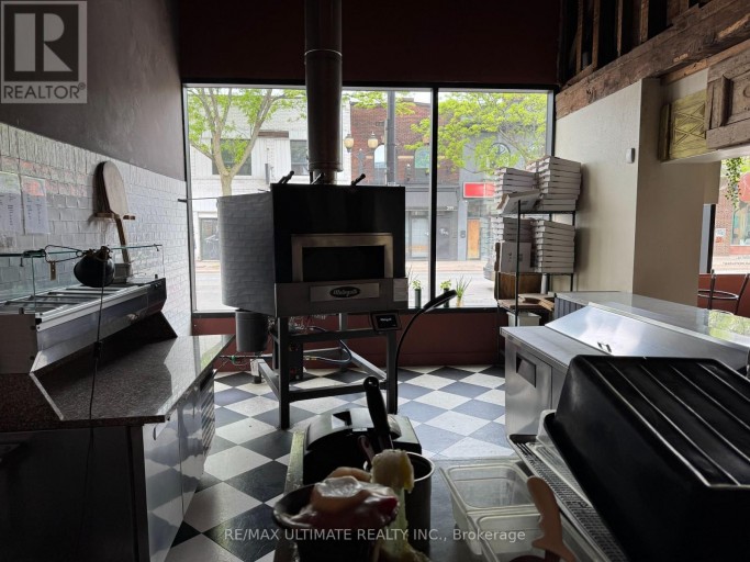 298 JAMES STREET N, Hamilton (Beasley), Ontario, L8R2L3