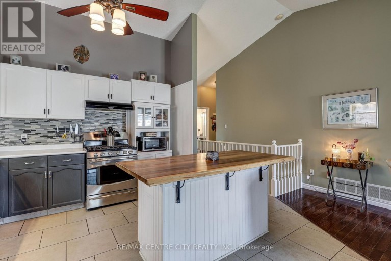 12 SECOND AVENUE, St. Thomas, Ontario, N5R6A2