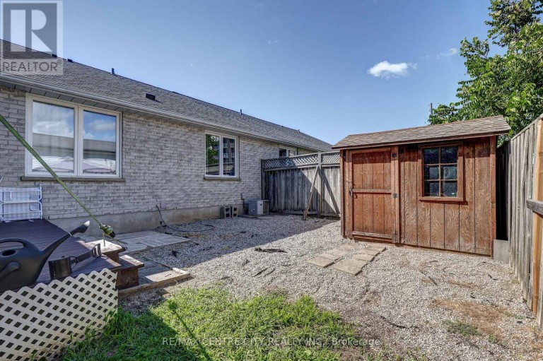 12 SECOND AVENUE, St. Thomas, Ontario, N5R6A2