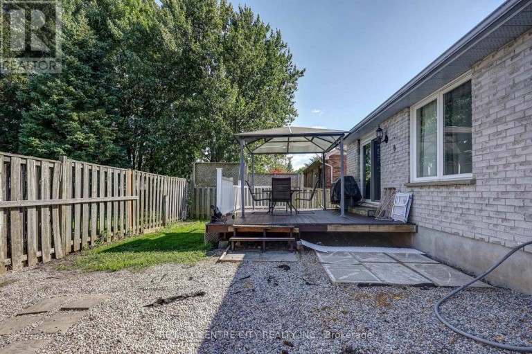 12 SECOND AVENUE, St. Thomas, Ontario, N5R6A2