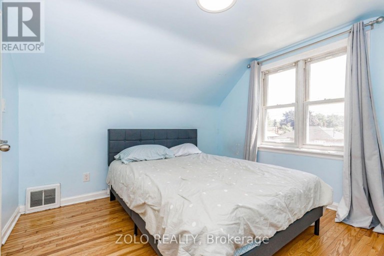 236 PARKDALE AVENUE S, Hamilton (Glenview), Ontario, L8K3P6