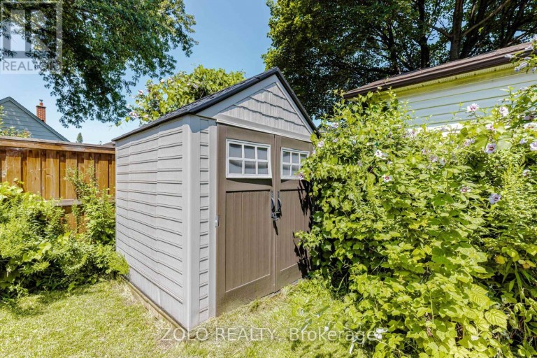 236 PARKDALE AVENUE S, Hamilton (Glenview), Ontario, L8K3P6