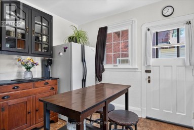 71 LANSDOWNE STREET W Peterborough (Otonabee Ward 1) Ontario photo 12
