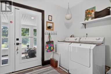 71 LANSDOWNE STREET W Peterborough (Otonabee Ward 1) Ontario photo 15