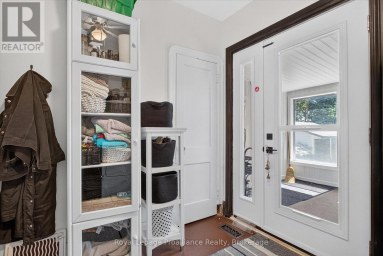 71 LANSDOWNE STREET W Peterborough (Otonabee Ward 1) Ontario photo 17