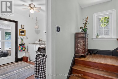 71 LANSDOWNE STREET W Peterborough (Otonabee Ward 1) Ontario photo 21