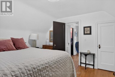 71 LANSDOWNE STREET W Peterborough (Otonabee Ward 1) Ontario photo 23