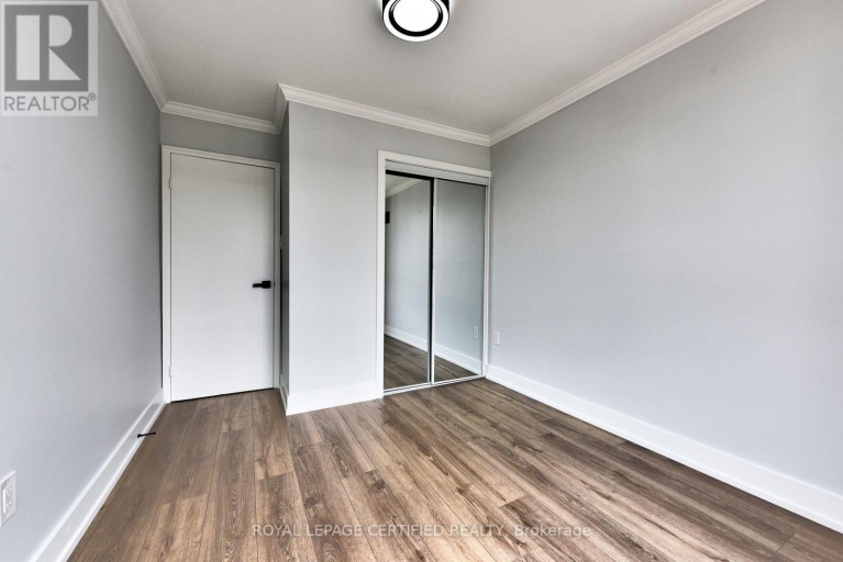 301 - 3170 KIRWIN AVENUE, Mississauga (Cooksville), Ontario, L5A3R1