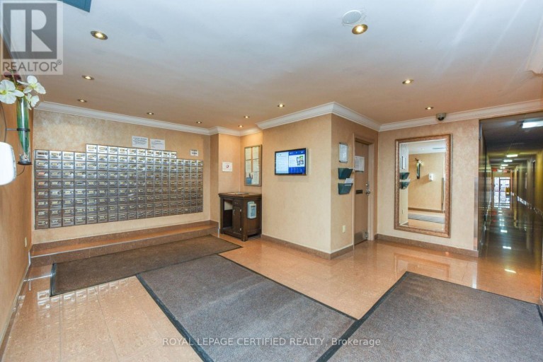 301 - 3170 KIRWIN AVENUE, Mississauga (Cooksville), Ontario, L5A3R1