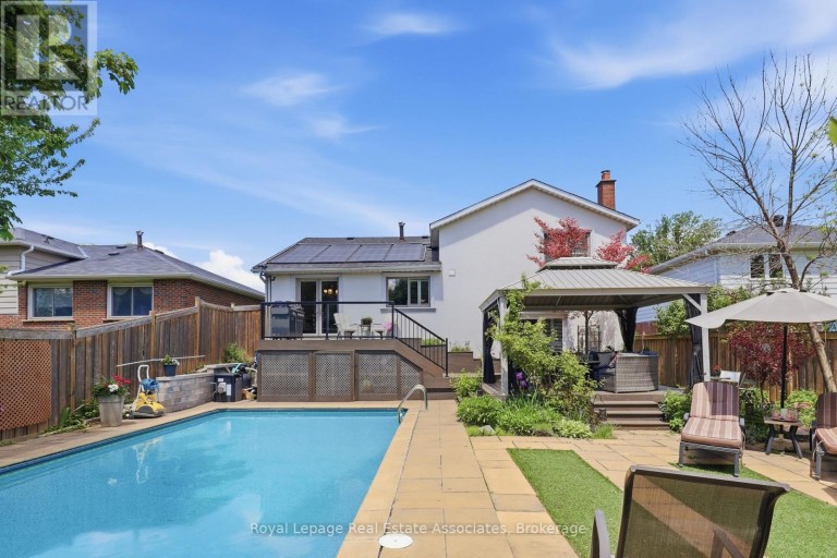 2580 HOMELANDS DRIVE, Mississauga (Sheridan), Ontario, L5K1H6