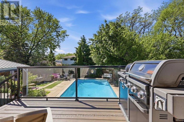 2580 HOMELANDS DRIVE, Mississauga (Sheridan), Ontario, L5K1H6
