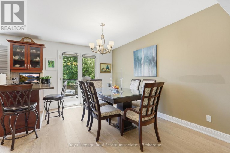 2580 HOMELANDS DRIVE, Mississauga (Sheridan), Ontario, L5K1H6