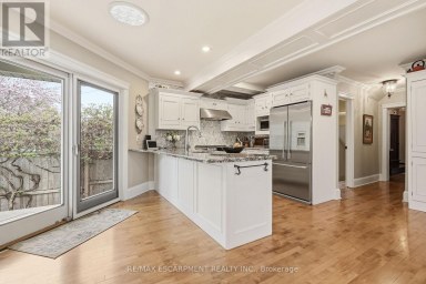 2116 CAROLINE STREET Burlington (Brant) Ontario photo 17
