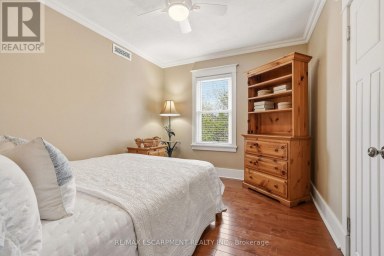 2116 CAROLINE STREET Burlington (Brant) Ontario photo 26