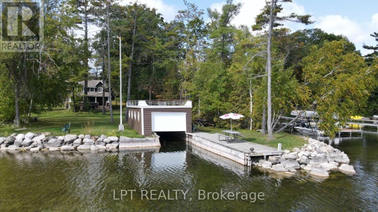 1764 BAY PARK ROAD, Severn, Ontario, L3V0V7