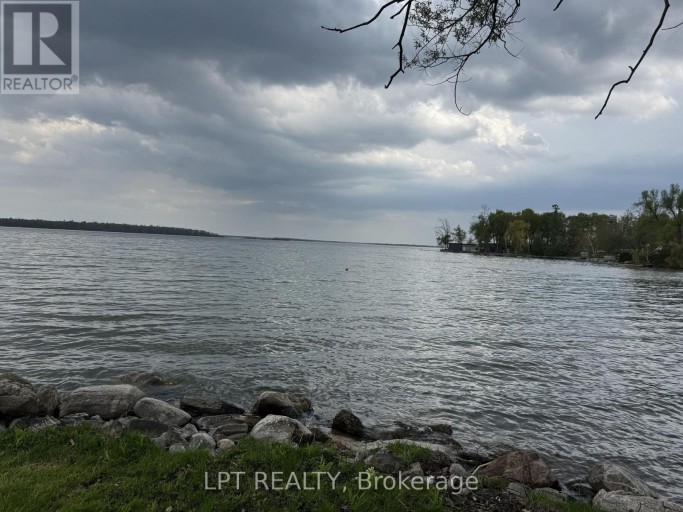 1764 BAY PARK ROAD, Severn, Ontario, L3V0V7