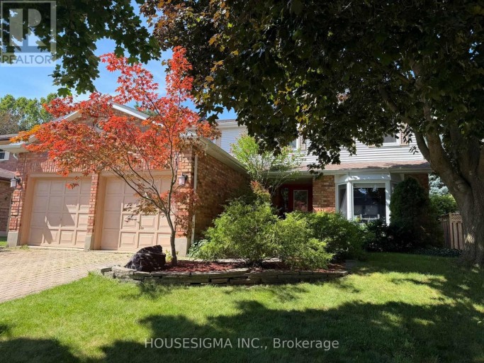 18 JENNIFER GARDENS, London North (North B), Ontario, N5X3K8