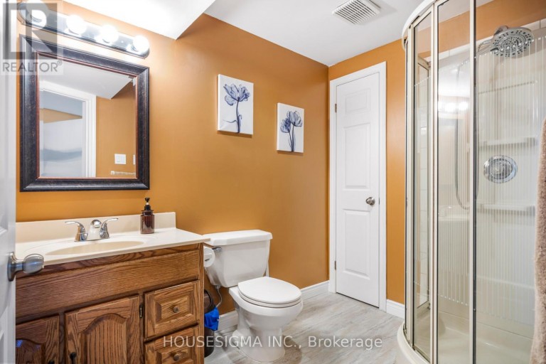 18 JENNIFER GARDENS, London North (North B), Ontario, N5X3K8