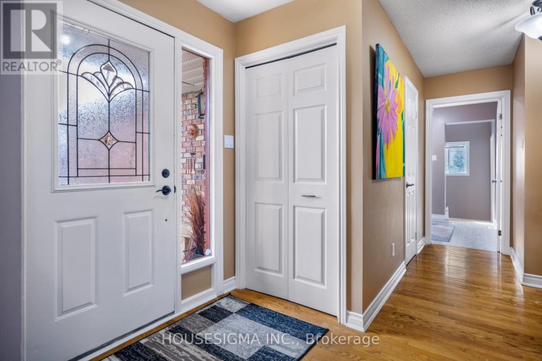 18 JENNIFER GARDENS, London North (North B), Ontario, N5X3K8