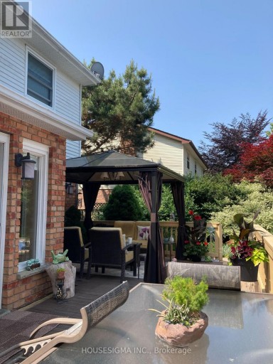 18 JENNIFER GARDENS, London North (North B), Ontario, N5X3K8