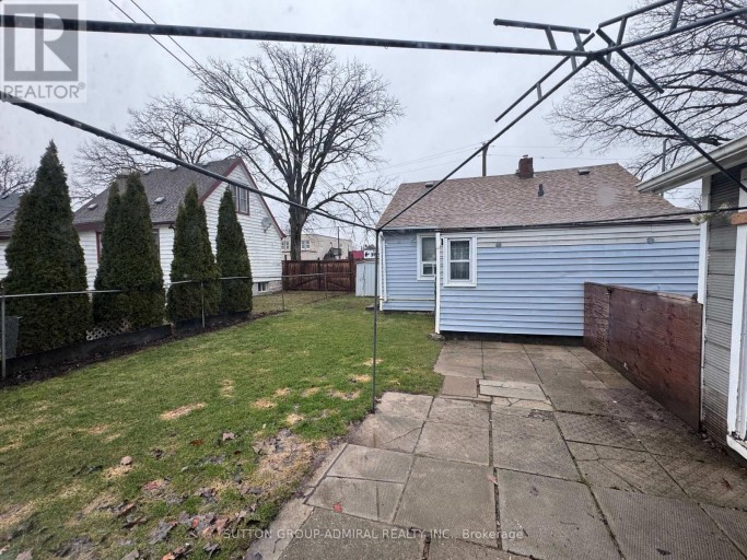305 CROWLAND AVENUE, Welland (Lincoln/Crowland), Ontario, L3B1X5