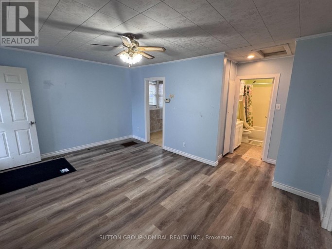 305 CROWLAND AVENUE, Welland (Lincoln/Crowland), Ontario, L3B1X5