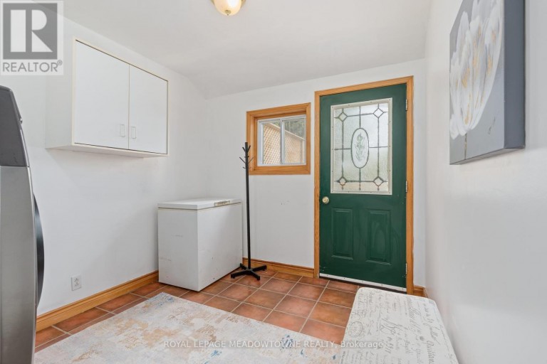 1442 MILL STREET, Caledon (Cheltenham), Ontario, L7C1S1