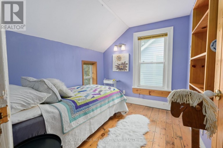 1442 MILL STREET, Caledon (Cheltenham), Ontario, L7C1S1