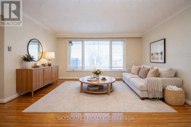 9 CARONPORT CRESCENT, Toronto (Parkwoods-Donalda), Ontario, M3A1G9