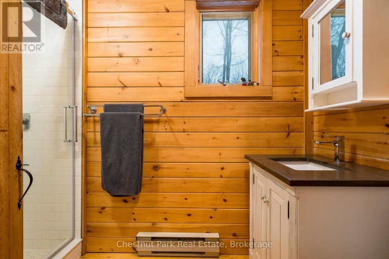 8390 POPLAR SIDE ROAD, Clearview, Ontario, L9Y3Y9