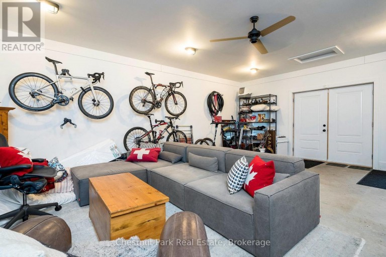 8390 POPLAR SIDE ROAD, Clearview, Ontario, L9Y3Y9