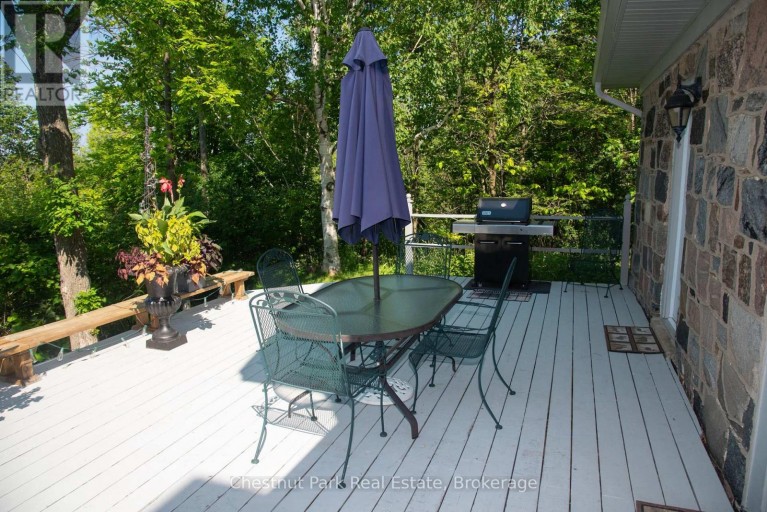 137 39TH SIDE ROAD, Blue Mountains, Ontario, N0H2P0