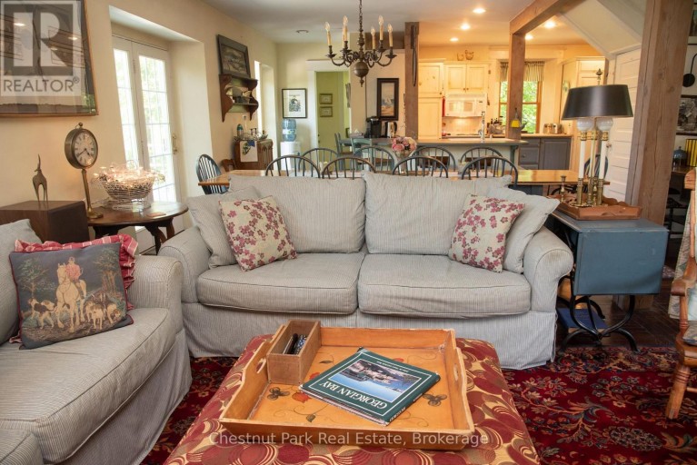 137 39TH SIDE ROAD, Blue Mountains, Ontario, N0H2P0