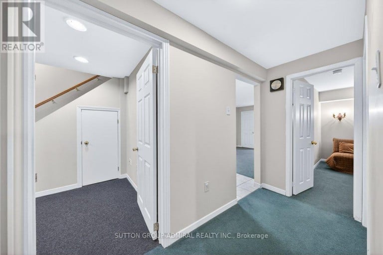 126 REDONDO DRIVE E, Vaughan (Beverley Glen), Ontario, L4J7S5