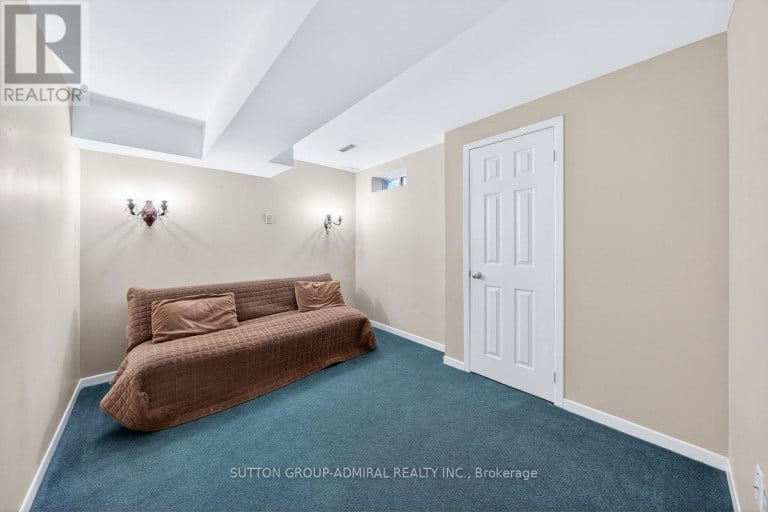 126 REDONDO DRIVE E, Vaughan (Beverley Glen), Ontario, L4J7S5