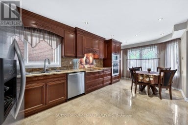126 REDONDO DRIVE E Vaughan (Beverley Glen) Ontario photo 5