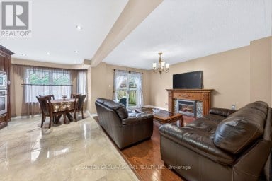 126 REDONDO DRIVE E Vaughan (Beverley Glen) Ontario photo 9